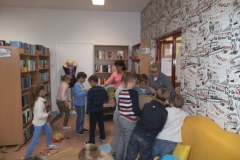 czytam-sobie-w-bibliotece-2015