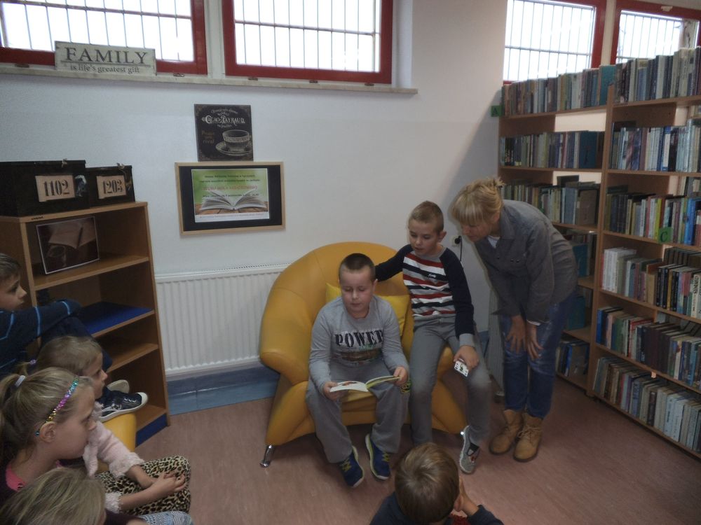 czytam-sobie-w-bibliotece-2015