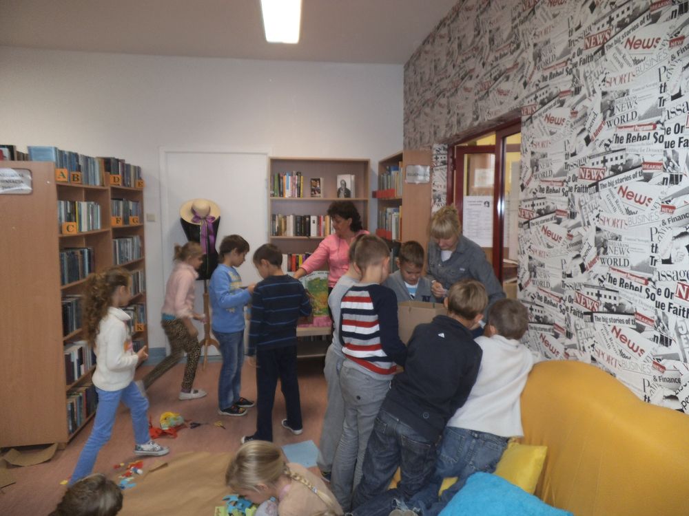 czytam-sobie-w-bibliotece-2015