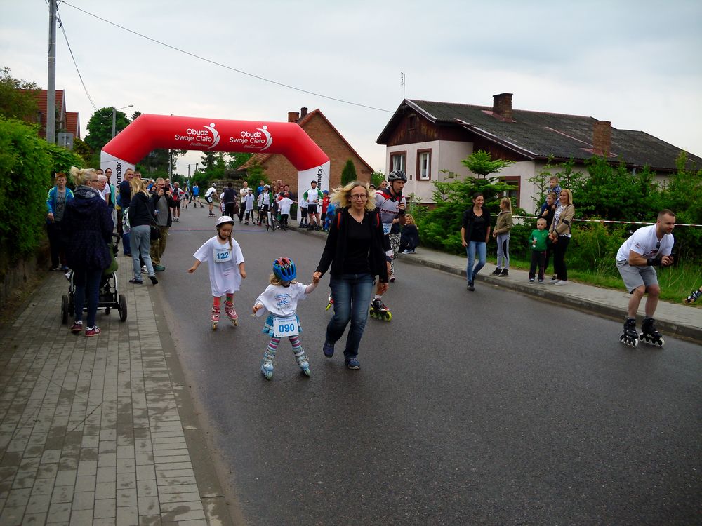 polmaraton-wrotkarski-rozlazino-2016