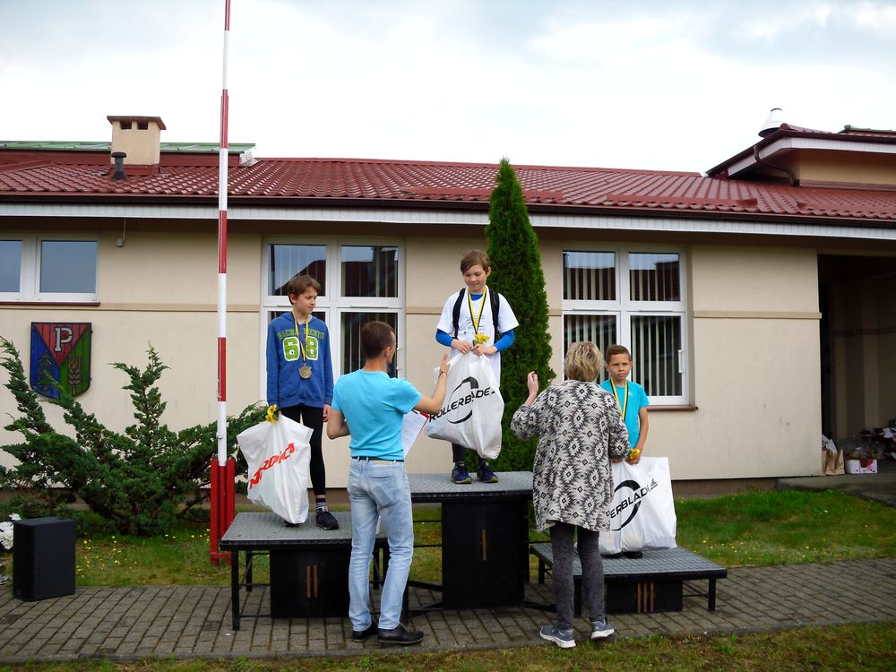 polmaraton-wrotkarski-rozlazino-2016