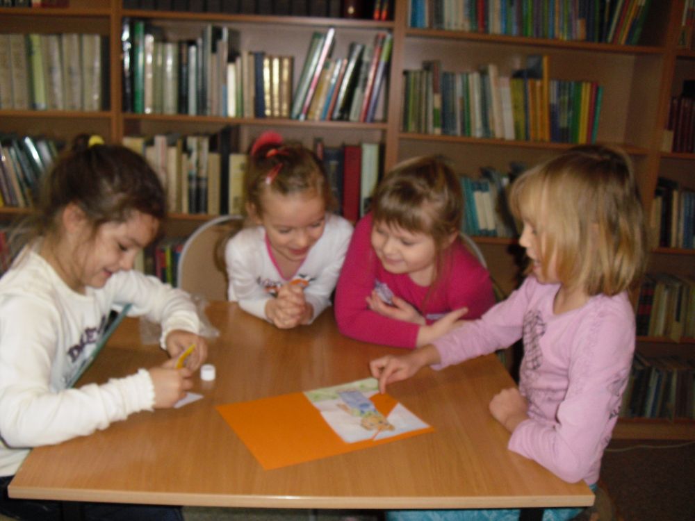 spotkanie-z-misiem-uszatkiem-biblioteka-bozepole-wielkie