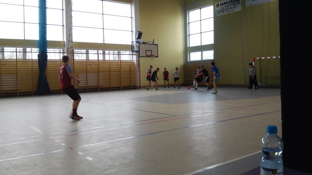 iv-turniej-solectw-w-halowej-pilce-noznej