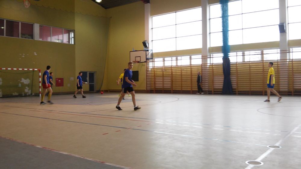 iv-turniej-solectw-w-halowej-pilce-noznej
