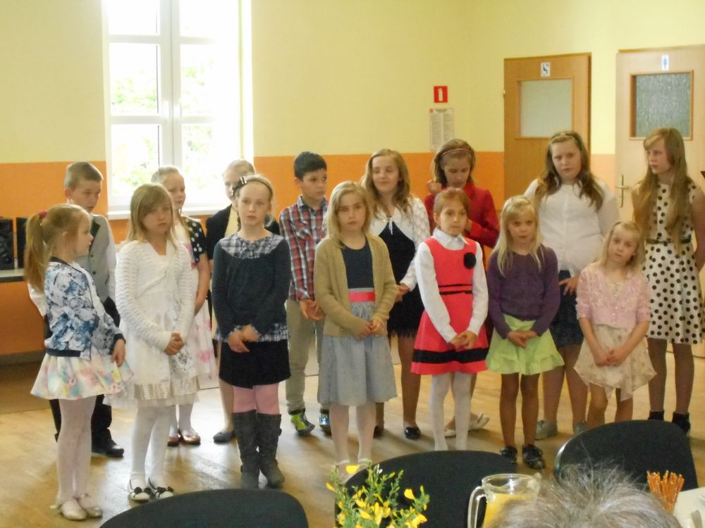 dzien-mamy-i-taty-swietlino